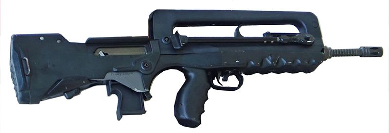 800px-FAMAS_dsc06877.jpg